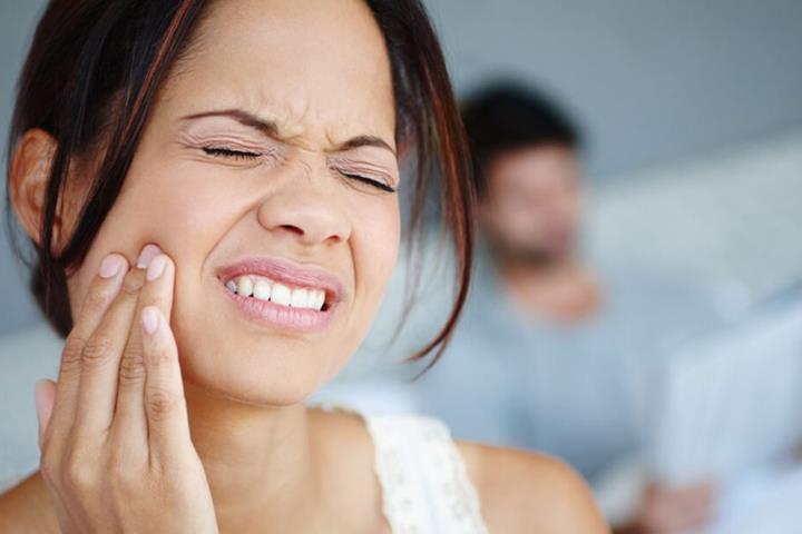 مقابله با درد دندان