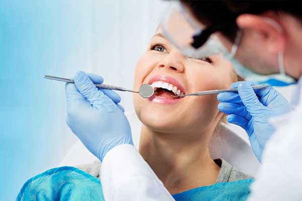پیدا کردن متخصص ایمپلنت دندان