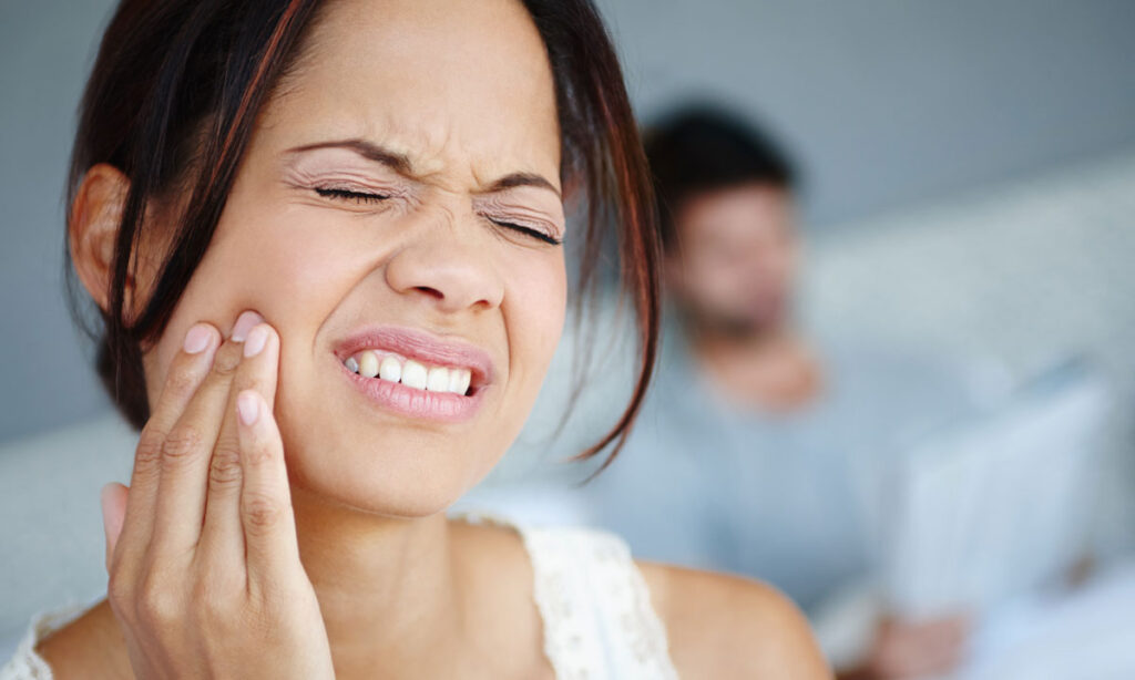 مقابله با درد دندان